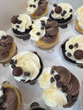 Cake Creations by Kate™ Chocolate & Vanilla Fancy Swirl Large Cupcakes