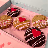 Reachdesk - 5 Handmade 'Happy Valentines Day' Chunky Cookies