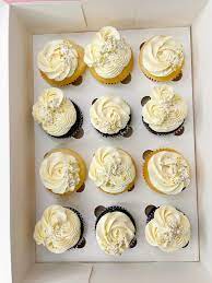 White Fancy Swirl Large Cupcakes