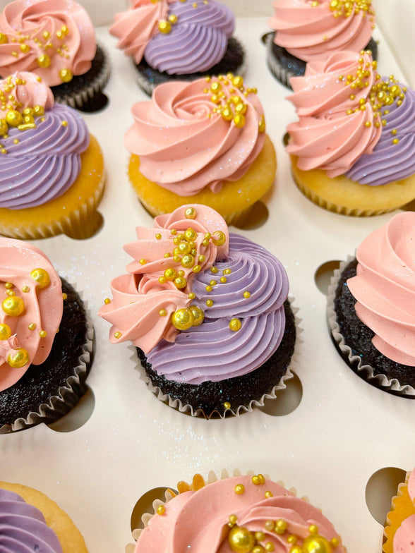 Cake Creations by Kate™ Purple & Pink Fancy Swirl Large Cupcakes